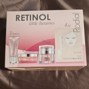 Rodial Retinol Skincare Set - Pink and White